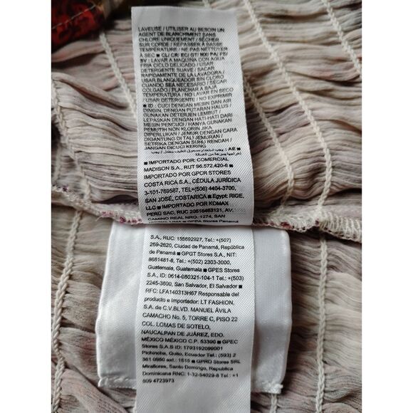 Old Navy Women's Size Large Floral Boho, CottageCore Smocked Top - Picture 8 of 9